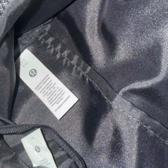 LULULEMON NEW CREW BACKPACK 22L *LOGO + ACCESSORIES - Picture 6 of 8